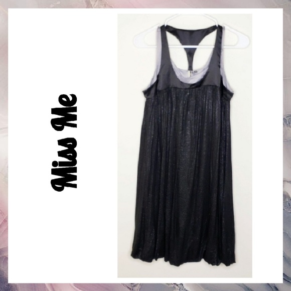 Miss Me Dresses & Skirts - 🌼SALE🌼 Miss Me Sheath Dress Size M Beautiful